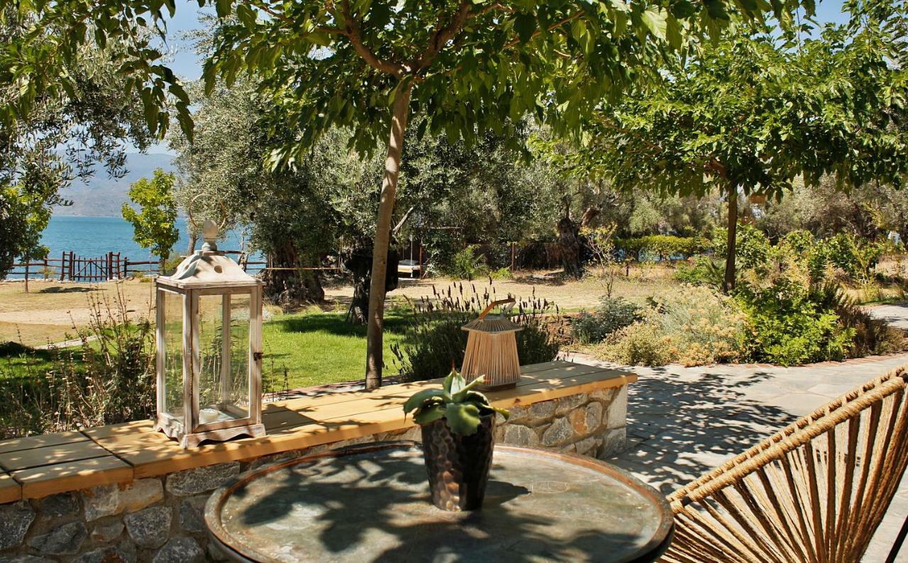Beach Front Villa Melani Mytilíni Екстериор снимка